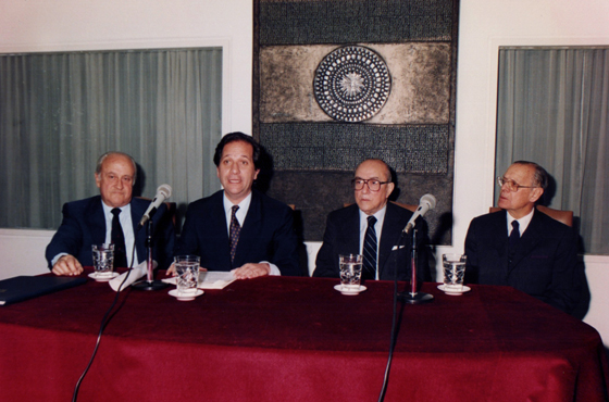 Min. Sergio Abreu Bonilla, Emb. Carlos Manuel Muñiz y Dr. Alberto Rodríguez Galán