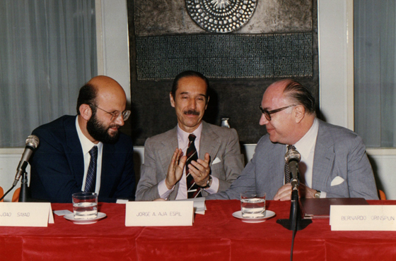 Ministro João Sayad, Dr. Jorge A. Aja Espil y Dr. Bernardo Grinspun
