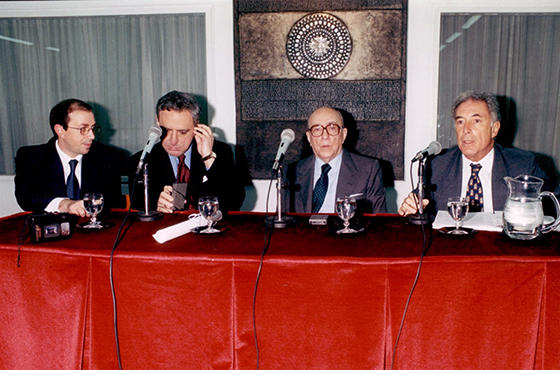 Embajador de Armenia en la Argentina D. Ara Aivazian, Ministro Vartán Oskanian, Emb. Carlos Manuel Muñiz y Emb. Hernán Massini Ezcurra