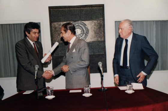 D. Gaguik Aroutiounian, Dr. Jorge A. Aja Espil y Dr. José Antonio Allende
