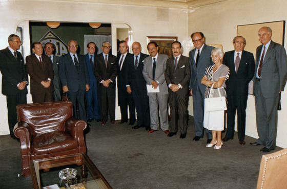 Dr. Arnaldo T. Musich, Dr. Carlos Conrado Helbling, Dr. Víctor Luis Funes, Emb. Roberto E. Guyer, Dr. Luis B. Mey, Emb. Ricardo Siri, Dr. Jorge Valdez, Sen. Juan R. Aguirre Lanari, D. Guillermo Bedregal Gutiérrez, D. Jorge A. Aja Espil, Dr. José María Dagnino Pastore, Emb. Ana Zaefferer de Goyeneche, Dr. Eduardo A. Roca y Dr. Roberto T. Alemann