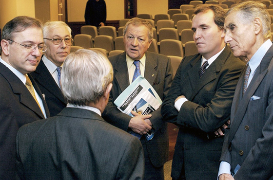 Dr. Daniel Montamat, Dr. Faustino Siñeriz, Prof. Francisco Delich, Dr. Raúl Roccatagliata y Emb. Oscar Fernández