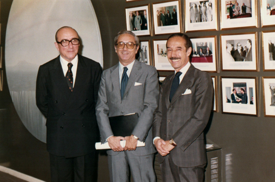 13 de abril de 1983, Acto de incorporación al CARI del Dr. Angel M. Centeno. Emb. Carlos Manuel Muñiz, Dr. Angel M. Centeno y Dr. Jorge A. Aja Espil