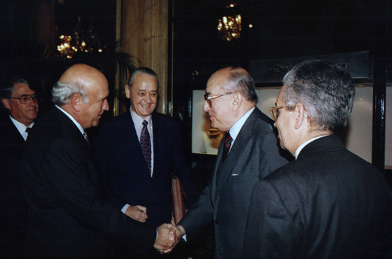 28 de agosto de 1993, Visita del Presidente de Sudáfrica, Frederik Willem de Klerk