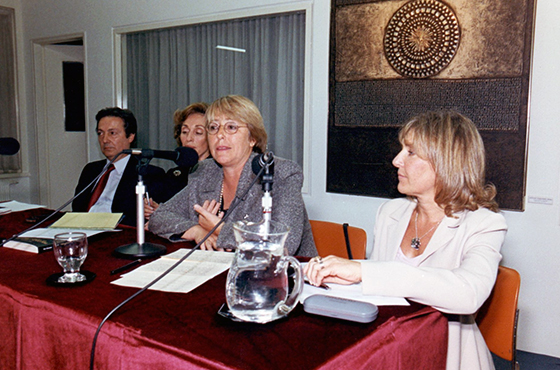 Dr. José María Lladós, Emb. Rosario Green, Ministra Michelle Bachelet Jeria y Rut Diamint