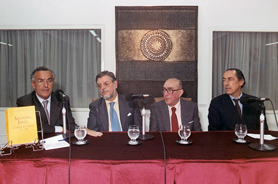 Dr. Rosendo M. Fraga, Emb. Manuel Alabart Fernández-Cavada, Emb. Carlos Manuel Muñiz y Emb. Fernando Petrella