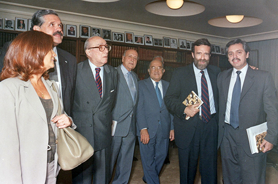 Teresa González de Solá, Ricardo López Murphy, Carlos Manuel Muñiz, Antonio Estrany y Gendre, José Antonio Romero Feris, Guillermo de la Dehesa y Alberto A. Fernández
