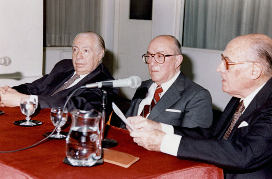 Emb. Héctor Gros Espiell, Emb. Carlos Manuel Muñiz y Prof. Carlos María Gelly y Obes