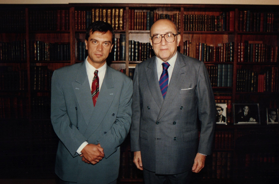 Min. Valentín Karabashev y Emb. Carlos Manuel Muñiz
