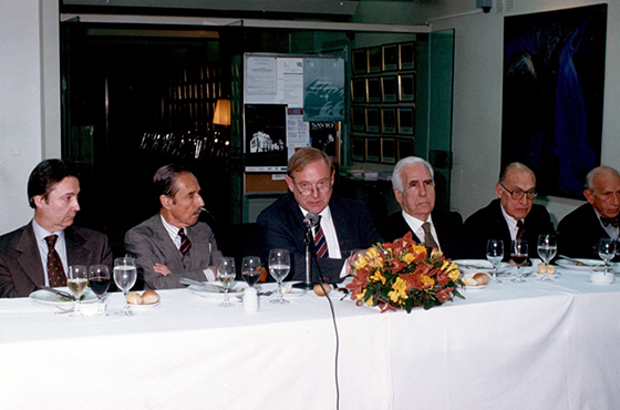 Dr. José María Lladós, Dr. Jorge A. Aja Espil, D. Colin Lucas, Emb. Carlos Ortiz de Rozas, Prof. Carlos María Gelly y Obes y Emb. Lucio García del Solar