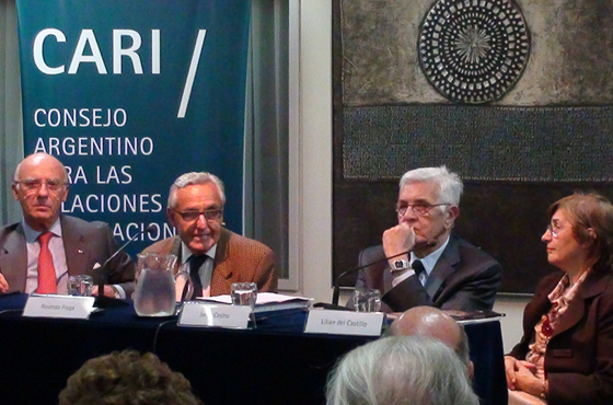 Julio Hang, Rosendo Fraga, Jorge Castro y Lilian del Castillo