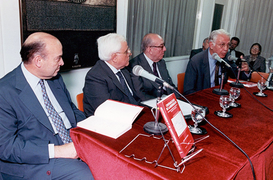 Dr. Domingo Cavallo, Dr. Alieto Guadagni, Emb. Carlos Manuel Muñiz e Ing. Guido Di Tella