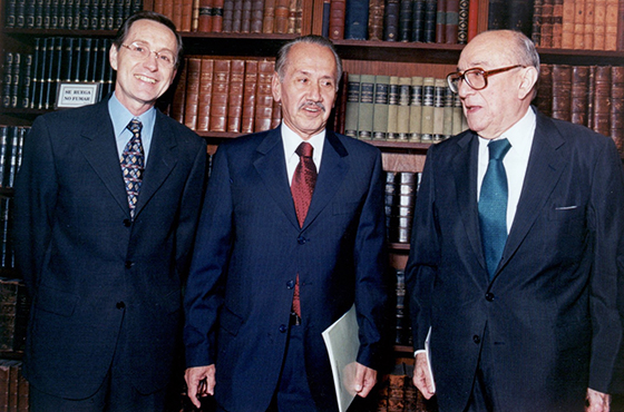 Dr. Adalberto Rodríguez Giavarini, D. José Antonio Moreno Ruffinelli y Emb. Carlos Manuel Muñiz