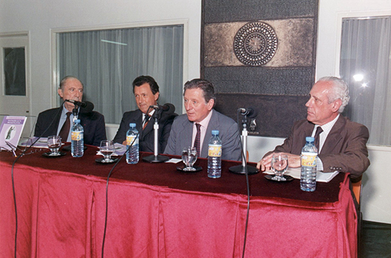 Carlos A. Floria, Alberto Dalla Vía, José Claudio Escribano y Jorge Reinaldo Vanossi