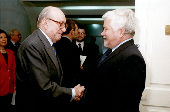 Emb. Carlos Manuel Muñiz y D. Petr Pithart