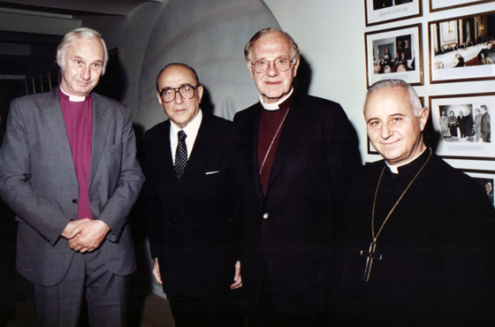 Obispo Anglicano de Buenos Aires Mons. David Leake, Emb. Carlos Manuel Muñiz, Mons. Robert Alexander Kennedy Runcie y Nuncio Apostólico Mons. Ubaldo Calabresi