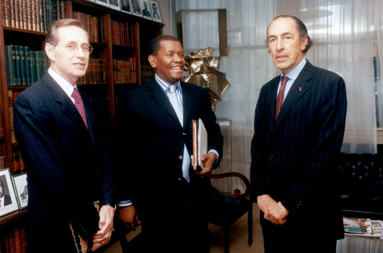 Dr. Adalberto Rodríguez Giavarini, D. Ayanda Ntsaluba y Emb. Fernando Petrella