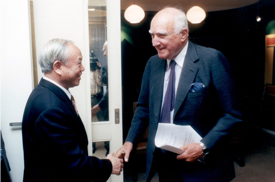 Emb. Nguyen Van An y Emb. Tomás de Anchorena