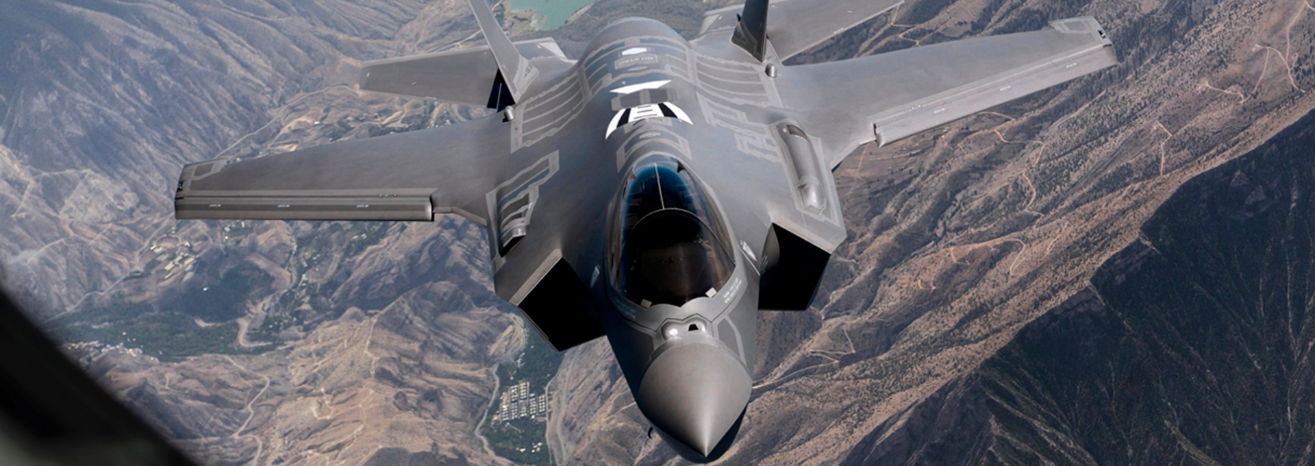 Decapitar sin ocupar: los desafíos que enfrenta la doctrina Trump del uso del poder aéreo en Irán